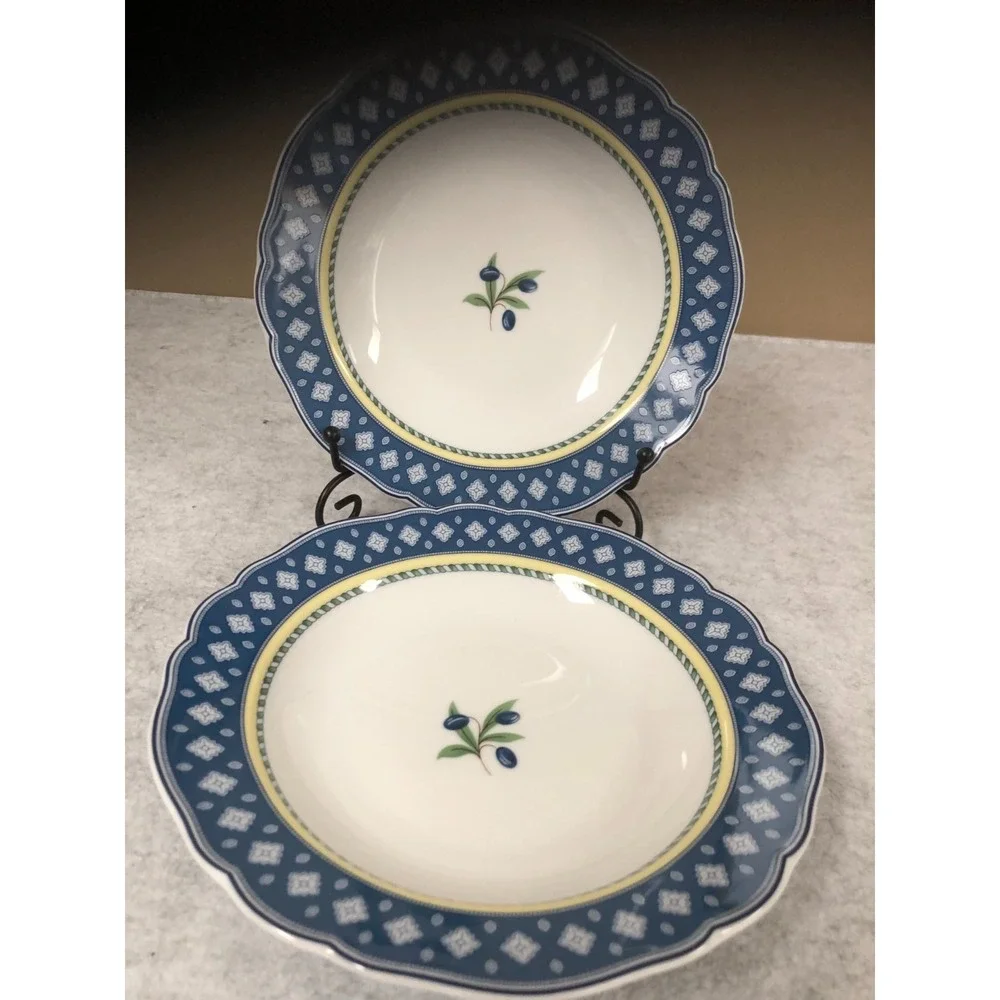 2 ~Wedgwood Tuscany Collection Mediterranean Soup/Salad Plates/Bowls 8.5